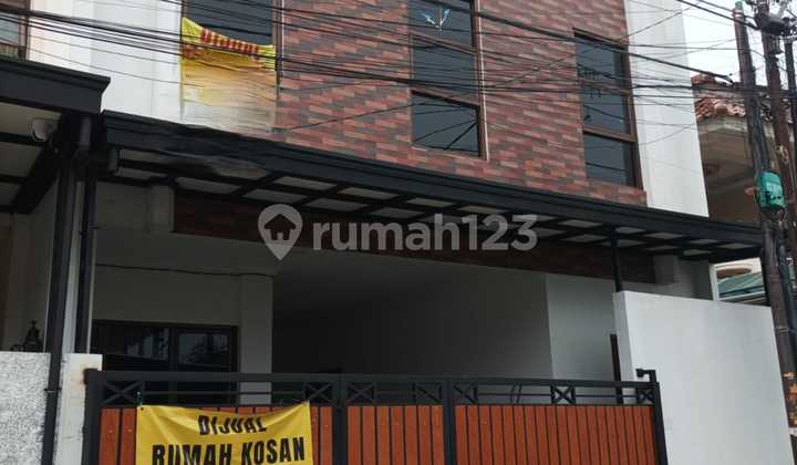 Rumah Kost Ada 9 Pintu Siap Huni Lokasi Strategis Dekat ke Jalan Raya Utama Dekat Stasiun Buaran di Duren Sawit Jakarta Timur 