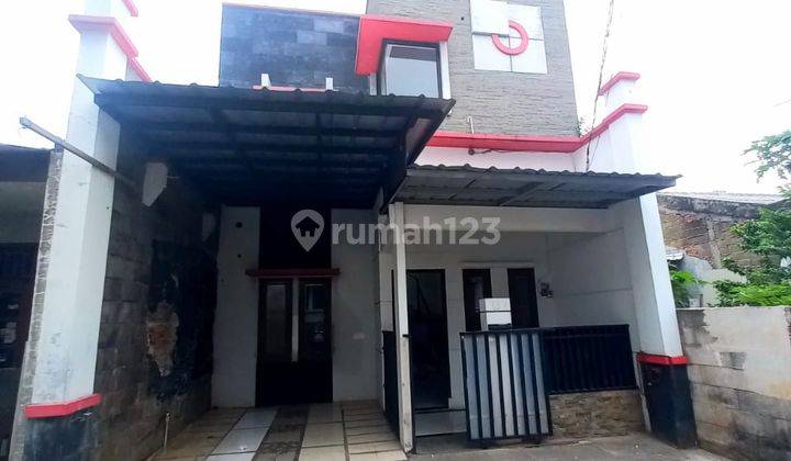 Dijual Cepat Owner (BU) Rumah Murah  2 Lantai Lokasi Strategis Nyaman Asri Tenang.  PondokKelapa Jakarta Timur 1