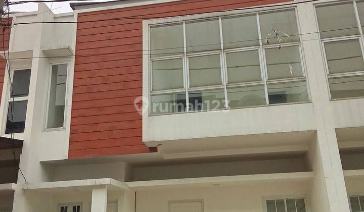 Rumah Dalam Cluster Elite Di Lebak Bulus Lokasi Dekat Mrt Lebak Bulus Jakarta Selatan 1