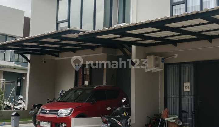 Rumah Dalam Townhouse Lokasi Strategis di Cipayug Jakarta