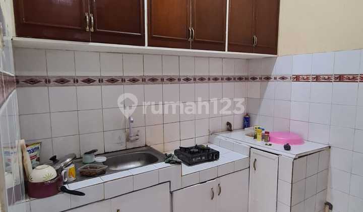 House in an Elite Complex of Eramas 2000 Housing, 24-Hour Security, Near Pulo Gebang Station, Near East Jakarta Mayor's Office, For Quick Sale Again, BU Pulo Gebang, Cakung, East Jakarta. 2