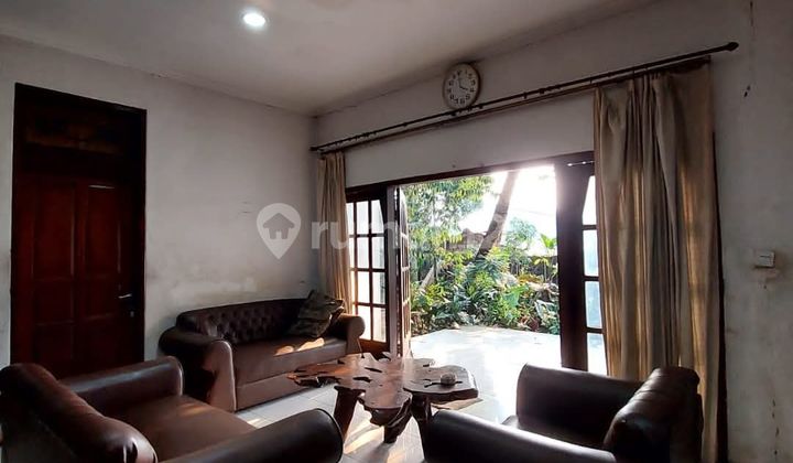 Rumah Lama Bonus 3 Kios, Lokasi Pinggir Jalan Raya COCOK UNTIK Kos Kosan,Ruko, Cafe, Rumah, Bengkel di Bintaro Pesanggrahan, Jakarta Selatan Rumah Lama Bonus 3 Kios, Lokasi Pinggir Jalan Raya COCOK UNTIK Kos Kosan,Ruko, Cafe, Rumah, Bengkel di Bintaro Pesanggrahan, Jakarta Selatan