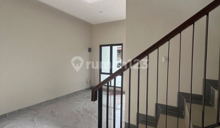 New Move-in Ready House in a Complex Near Toll Access in Jatiwaringin, Bekasi 2