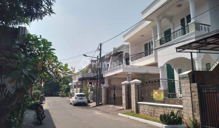 Rumah Dalam Komplek Elit Nyaman Dan Aman Lokasi Dekat Ke Pintul Tol Becakayu di Kavling Marinir Pondok Kelapa 1