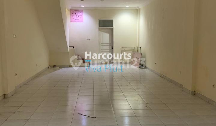 For Rent Exclusive Shop House Pantai Indah Kapuk, Single Floor Only. Cheap.