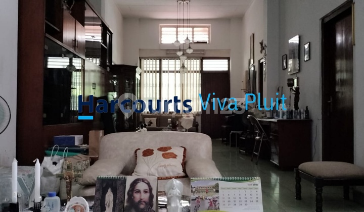 Dijual Rumah 2 Lantai di Jl. Kramat, Jakarta Pusat - 6 Kt, 300M² 2