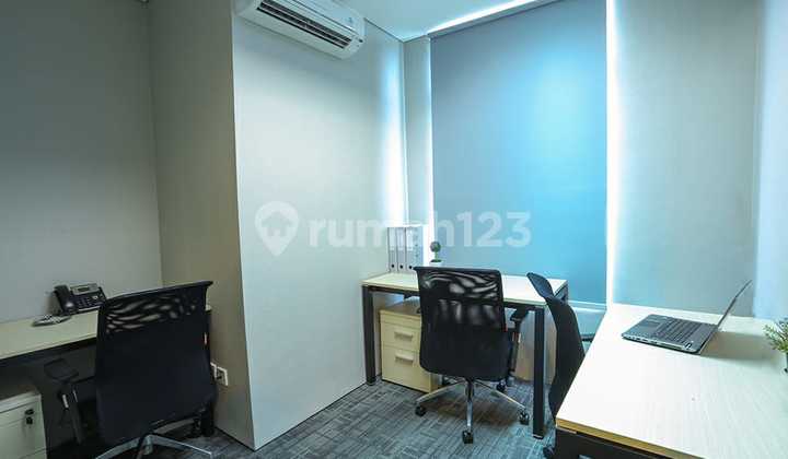 Disewakan Kantor 2 Meja Furnished Jakarta Selatan, Menara 165