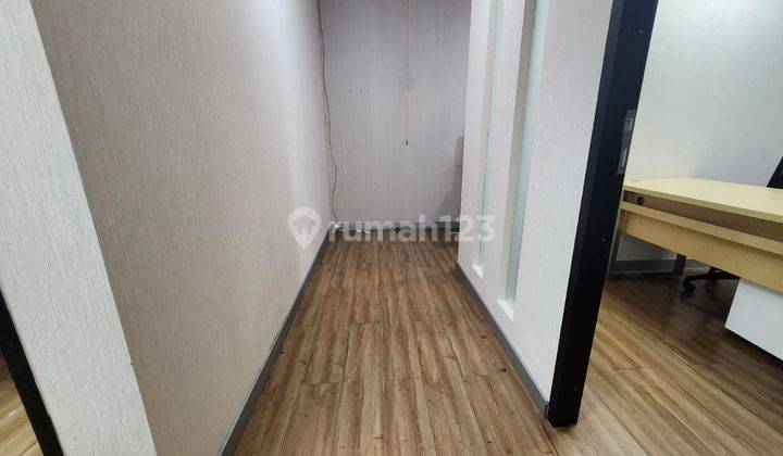 Kantor Fully Furnished Luas 90m2 Jakarta Selatan Menara 165 2