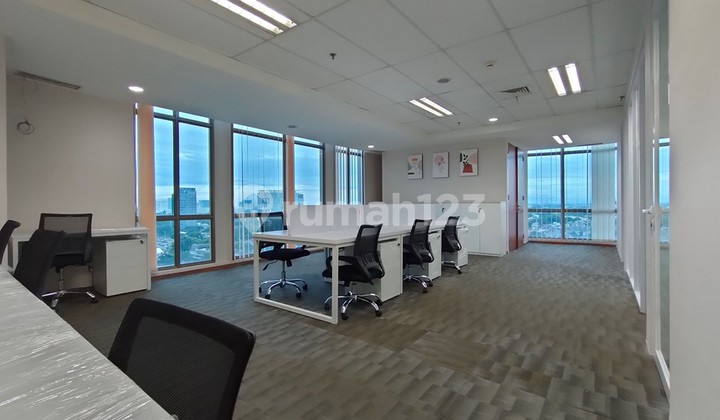 For Rent Fully Furnished 136sqm Office at Menara 165, South Jakarta