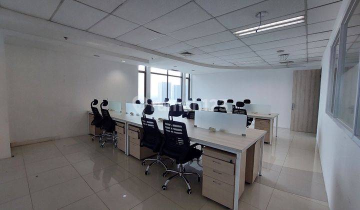 Disewakan Kantor Semi Furnished 185m2 Menara 165 2