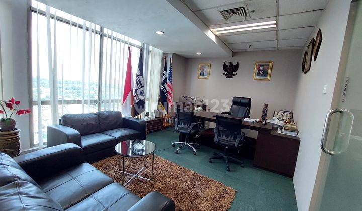 Disewakan Kantor Luas 117m2 Fully Furnished Jakarta Selatan Menara 165