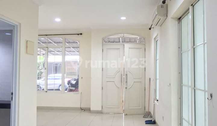 For Rent: Hook Position 3 Bedroom House in Green Lake City