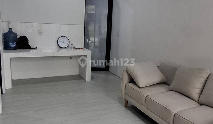 Disewakan Rumah Furnish Bagus Jakarta Barat 1