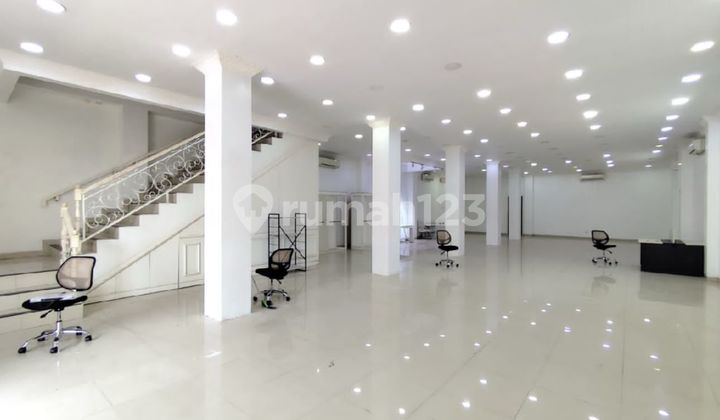 Shop House or Building Suitable for Office/Warehouse Near Malioboro, Yogyakarta City