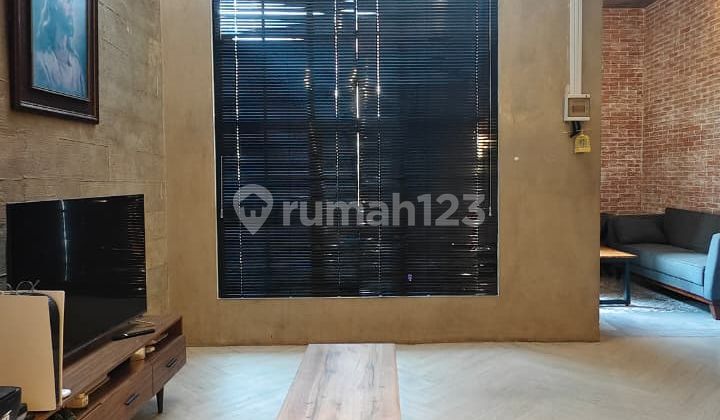 Quick Sale Luxury Industrial House Suitable for Homestay/Residence Near Maguwoharjo Stadium 2