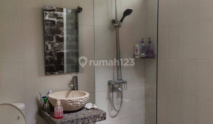 RUMAH HALAMAN LUAS FURNISHED MAGUWOHARJO 8