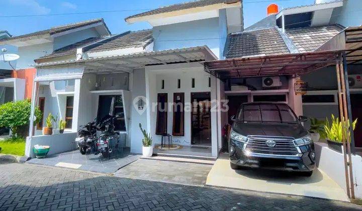 RUMAH CANTIK JAKAL KM 7 DKT PASAR KOLOMBO UGM 1