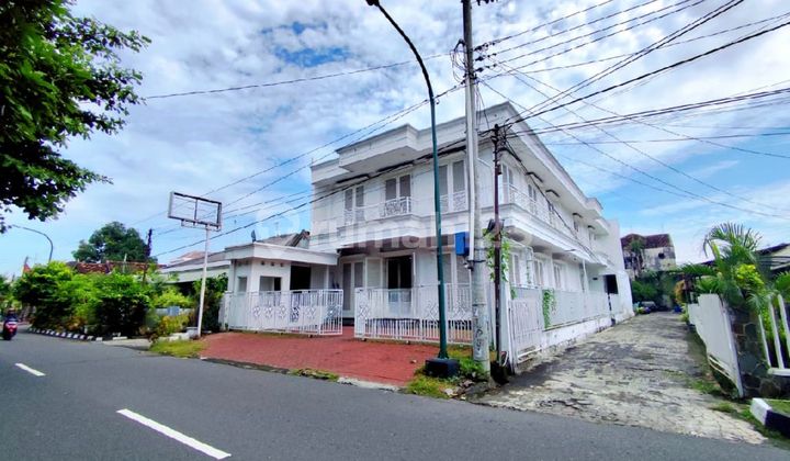 Shop House or Building Suitable for Office/Warehouse Near Malioboro, Yogyakarta City