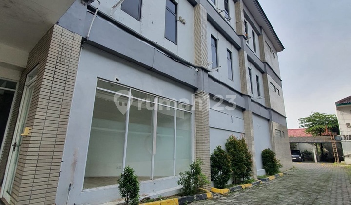Large Office Building Area Suitable for Offices Near Tugu Monument Jogja &amp; Malioboro