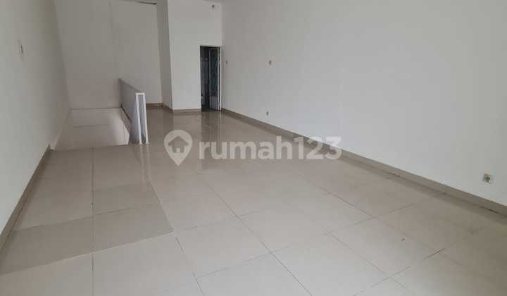 Cheap Rental Ruko Suitable for Office/Business Seturan Area Yogyakarta Cheap Rental Ruko Suitable for Office/Business Seturan Area Yogyakarta