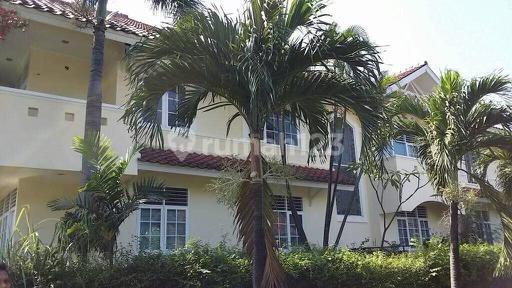 Lippo Cikarang House, negotiable price. 2