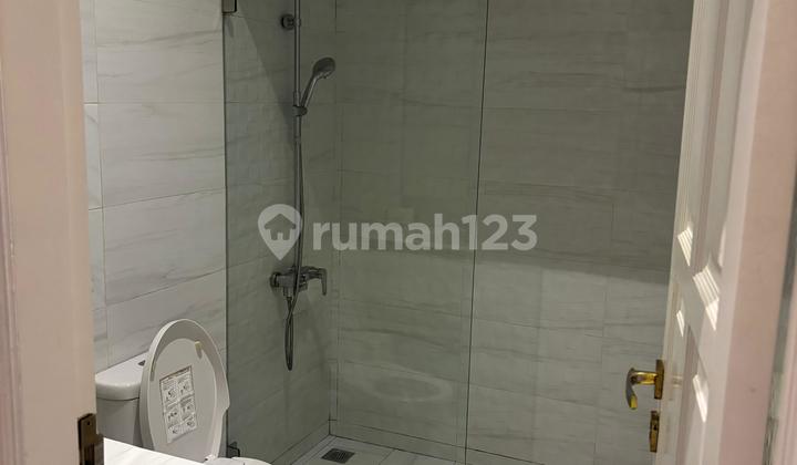 RUMAH DI GAHARU,JAKARTA SELATAN,HARGA NEGO