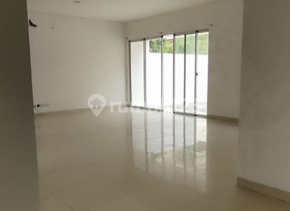 Rumah 2lt 244m 4KT Cluster Dbanyan JGC Jakarta Garden City 2