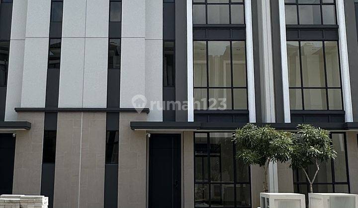 Rumah 3lt 7x14 3KT Cluster Sentarum Asya Jgc Jakarta Garden City 1