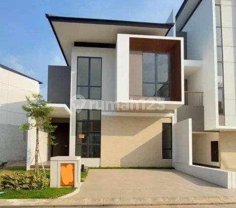 Rumah 2lt 8x14 3KT Cluster Maninjau Asya Jgc Jakarta Garden City 1