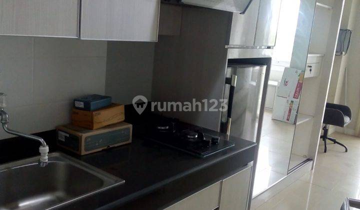 Metropark Residences Kedoya Studio Semi Furnish, View City 1
