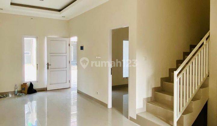 Rumah Baru 2 Lantai 6x12m Siap Huni, Meruya Jakarta Barat  2