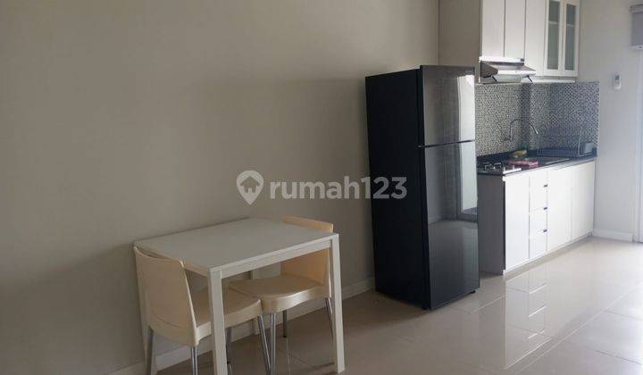 Apartement MetroPark Residence 2 BR Semi Furnished Bagus, Kedoya 1