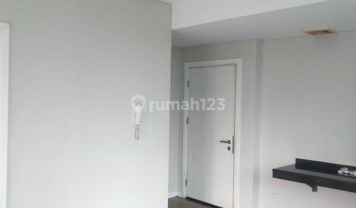 Apartement Metro Park Residence 2 BR Unfurnished Bagus, Kedoya 2