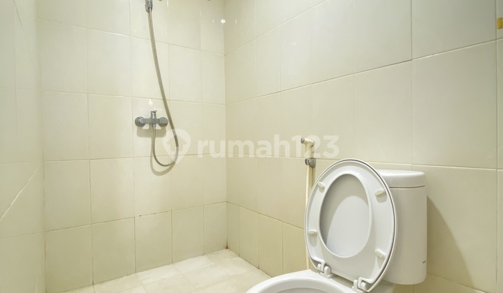 Studio Unfurnish Apartemen Metropark Residence Posisi Hook 7
