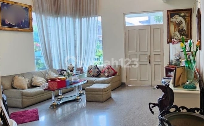 Rumah Modern Minimalis Jual di Permata Buana Jakbar 2