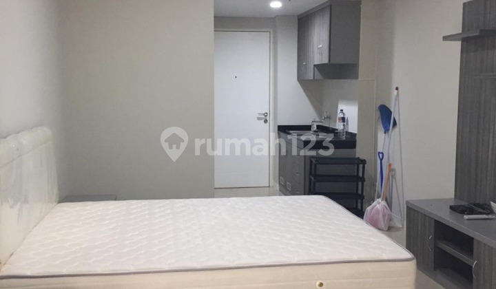 Metro Parksidence Studio Furnished Apartment for Sale in West Jakarta Metro Parksidence Studio Furnished Apartment for Sale in West Jakarta