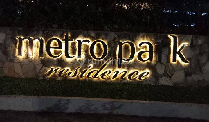 Disewakan Apartemen Metro Park Residence 2BR Hoek Full Furnish 1