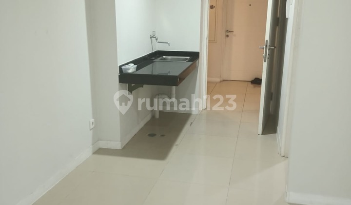 Apartemen Metro Parkresidence Studio Unfurnish di Jakbar Apartemen Metro Parkresidence Studio Unfurnish di Jakbar