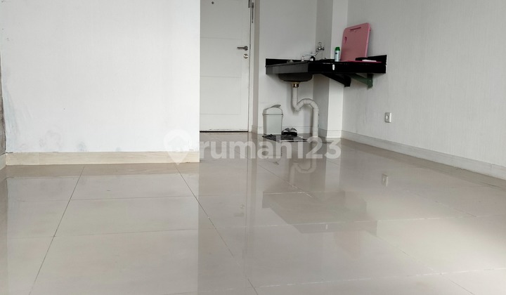 APARTEMEN METRO PARK RESIDENCE STUDIO SEMI FURNISH JUAL DI JAKBAR 2