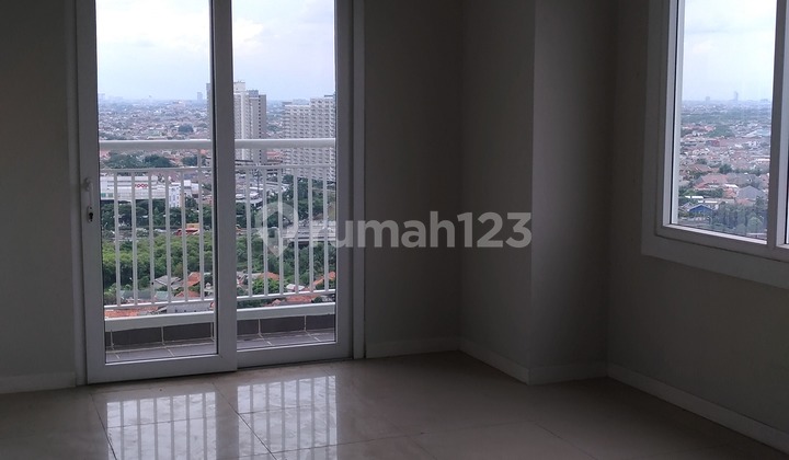 Metro Park 2BR corner apartment unfurnished for rent in West Jakarta 2