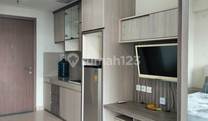 Puri Orchard studio apartment for rent furnished in West Jakarta