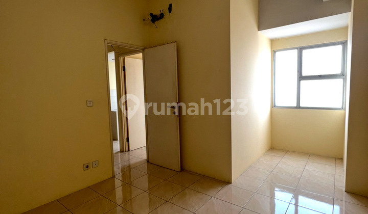 Seasons City Apartment 2 Bedrooms Unfurnished 1 AC Good