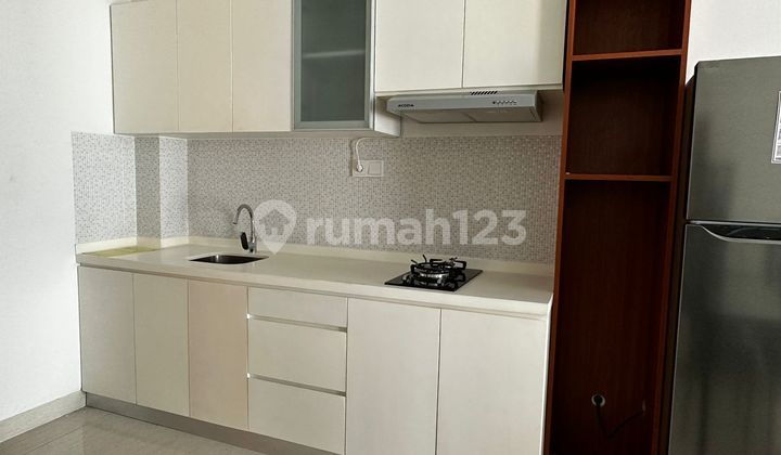 Grand Madison Central Park 2 Bedroom Fully Furnished Best View Pool 2