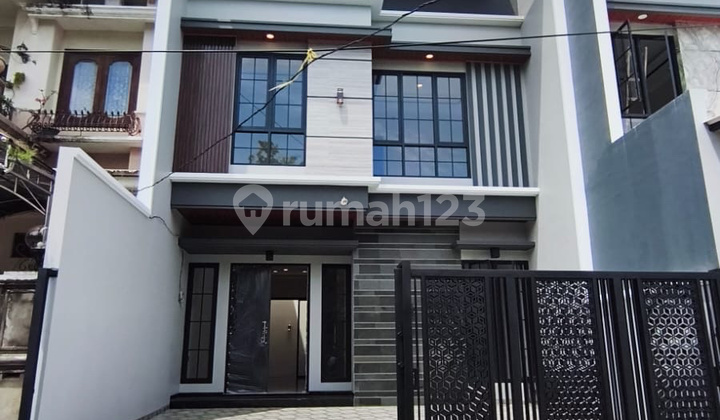 Rumah Baru Siap Huni Araya 2 Galaxy Bumi Permai Surabaya