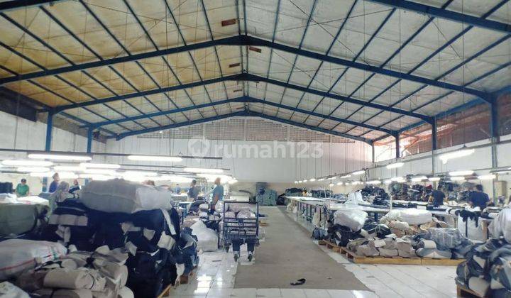 Tinggi Plafon Diatas 8m Kontainer 40 Feet, Sini Yuk Keren Abis Nih Pabrik di Raya Nanjung Cimahi 6