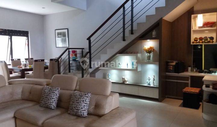 Rumah 2 Lantai Cocok Untuk Family Di Holis Bandung 1