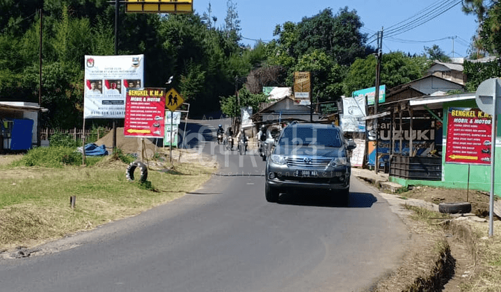 Tanah Pingir Jalan Kawsan Wisata Didaerah Punclut, Bandung 2