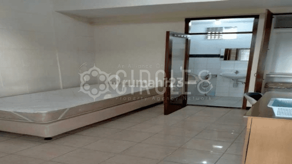 Mewah Bnaget Nih Rumah Semi Furnish 2 Lantai Di Sukajadi 2