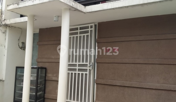 Rumah Cantik di Puri Safira Regency Bagus Sekali Rumah Cantik di Puri Safira Regency Bagus Sekali