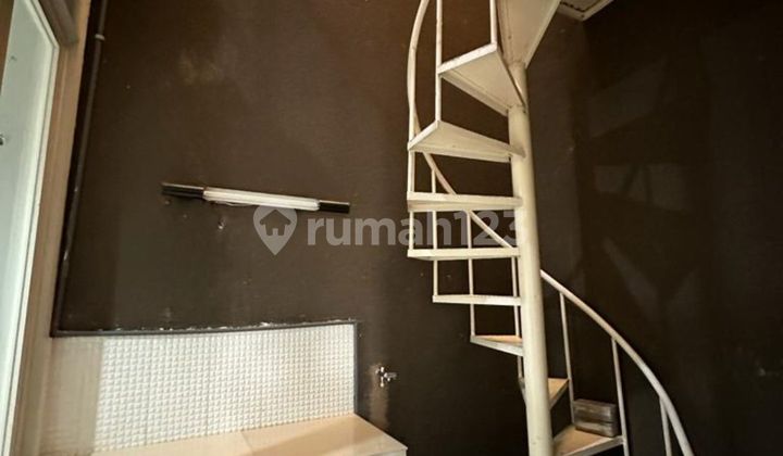 Rumah Cantik 2 lantai di ROYAL PARK RESIDENCE GUNUNG ANYAR SURABAYA SHM 2